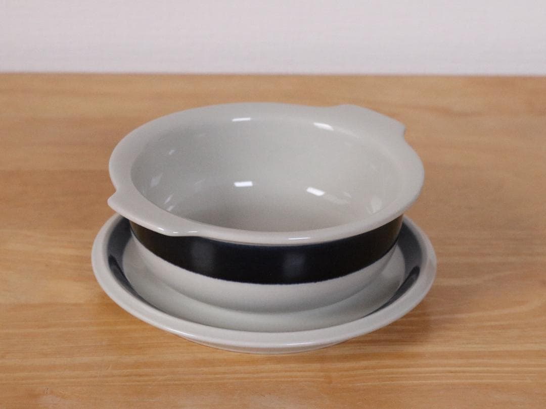 ARABIA アネモネ Anemone　グラタン皿 耳付きボウル&ソーサー 1客