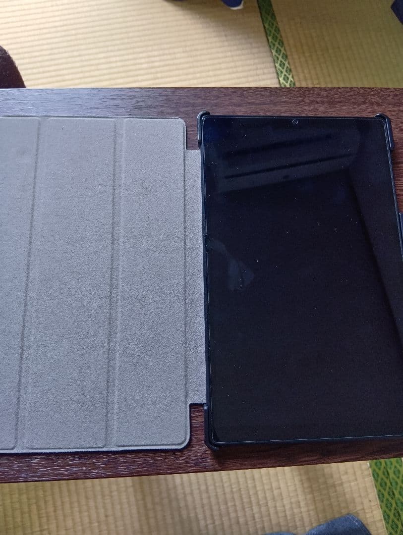 Lenovo TB-X306F タブレット