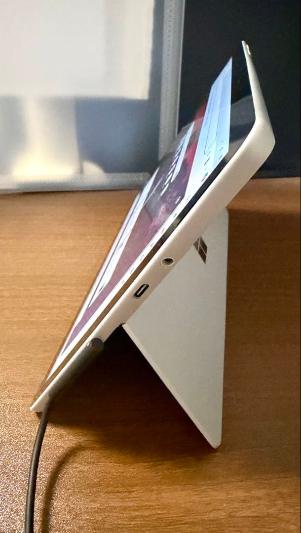 【ジャンク品】Microsoft Surface Go 3 4GB 64GB