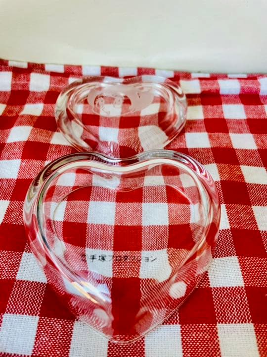 鉄腕アトム　ウランちゃん　手塚プロダクション　ハート型蓋付きガラスケース　レトロ