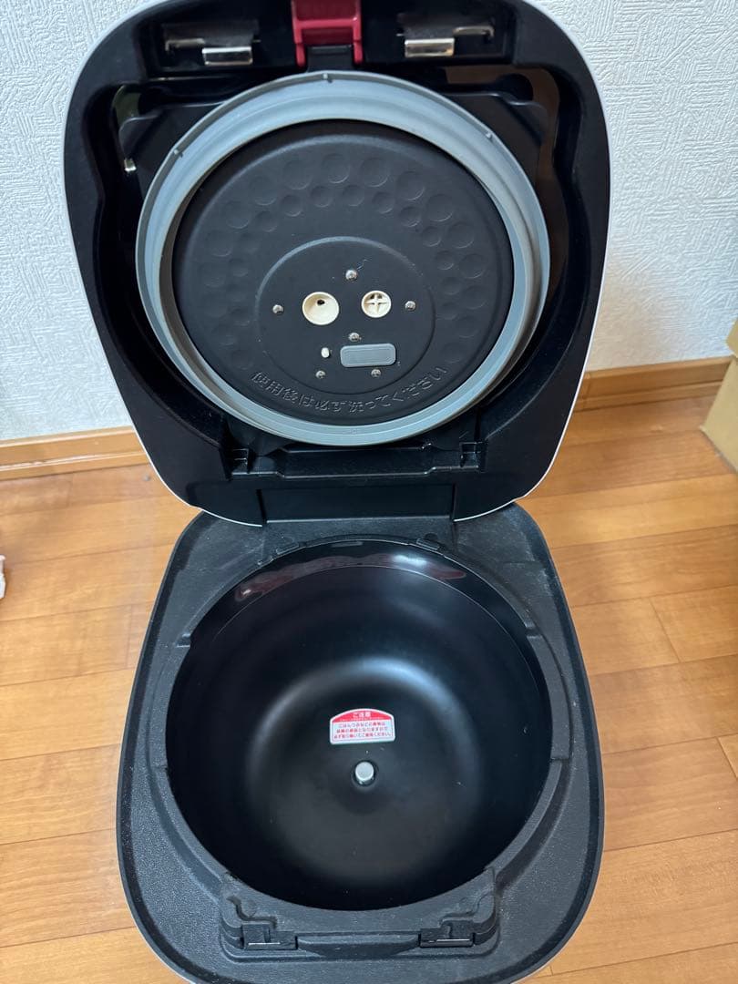 TIGER 炊飯器 JPC-G100 ホワイト