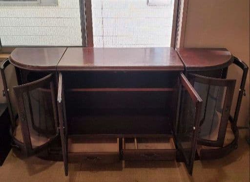 クラシック　アンティーク　 キャビネットレアな前面ガラス張り