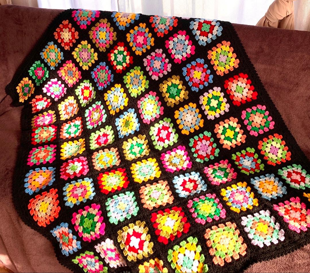 【値下中】　グラニースクエア　ブランケット　手編み　ハンドメイド　かぎ針編み