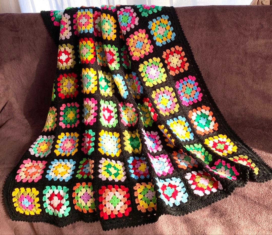 【値下中】　グラニースクエア　ブランケット　手編み　ハンドメイド　かぎ針編み