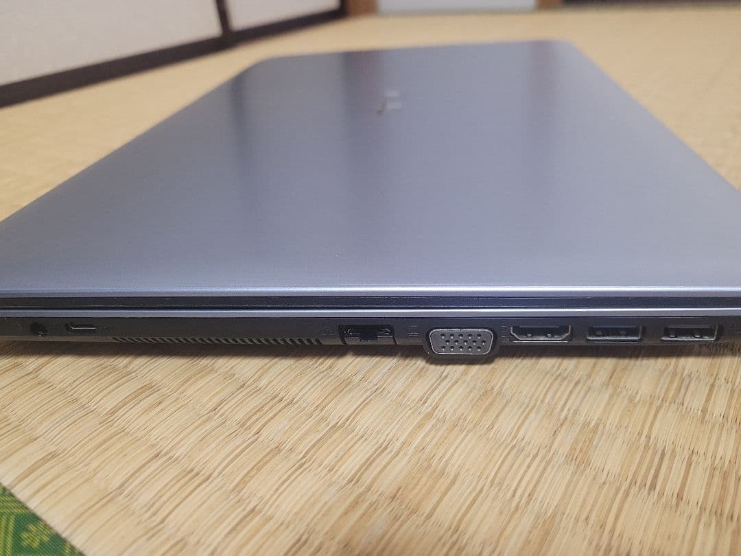 ASUS ノートPC 15.6インチ Intel Core i5 6198u