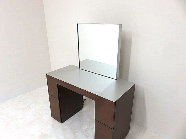 c*o様 カッシーナ「MAKE UP/メイクアップ」ドレッサー 44万円