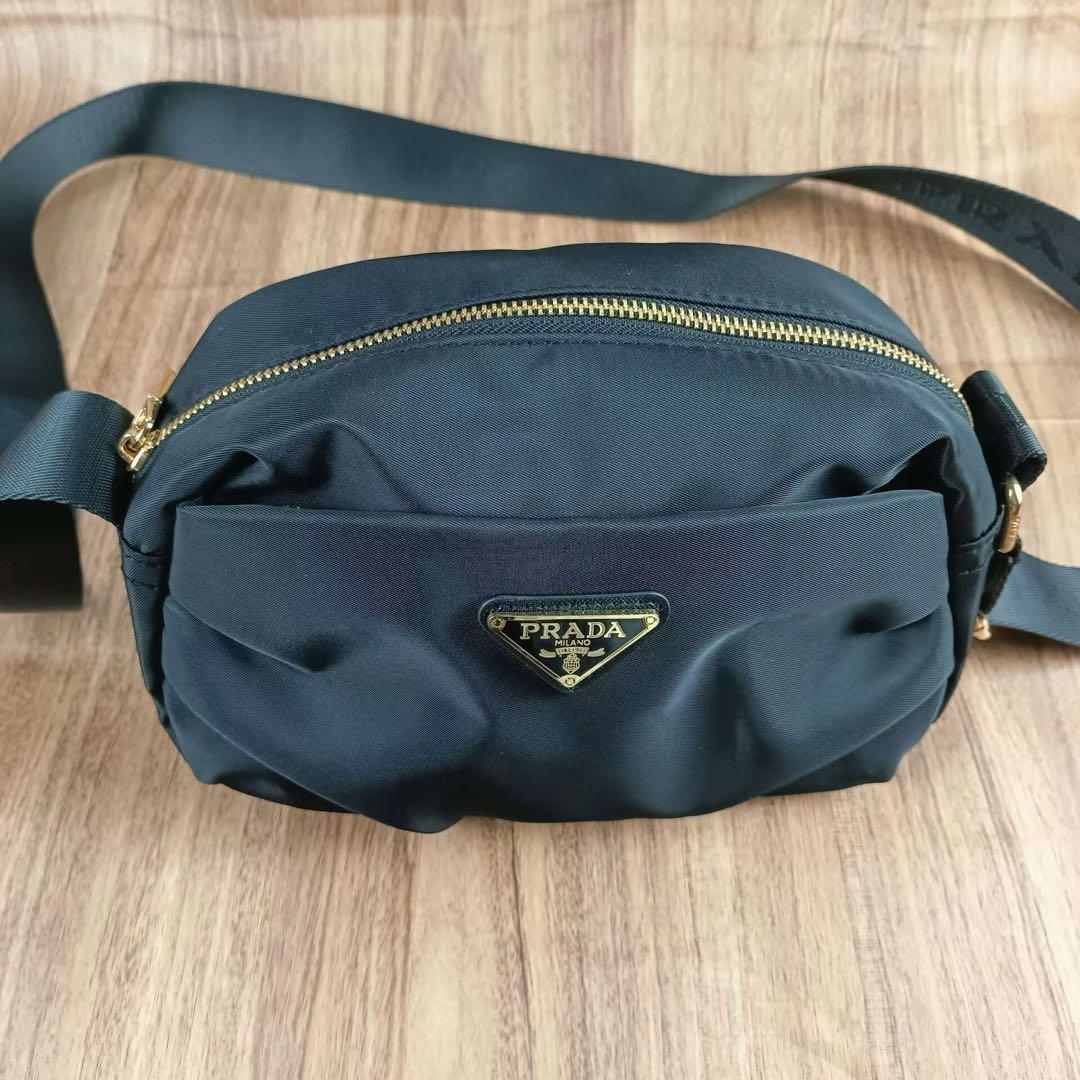 PRADA ノベルティ ブラック ショルダーバック ナイロン prd6