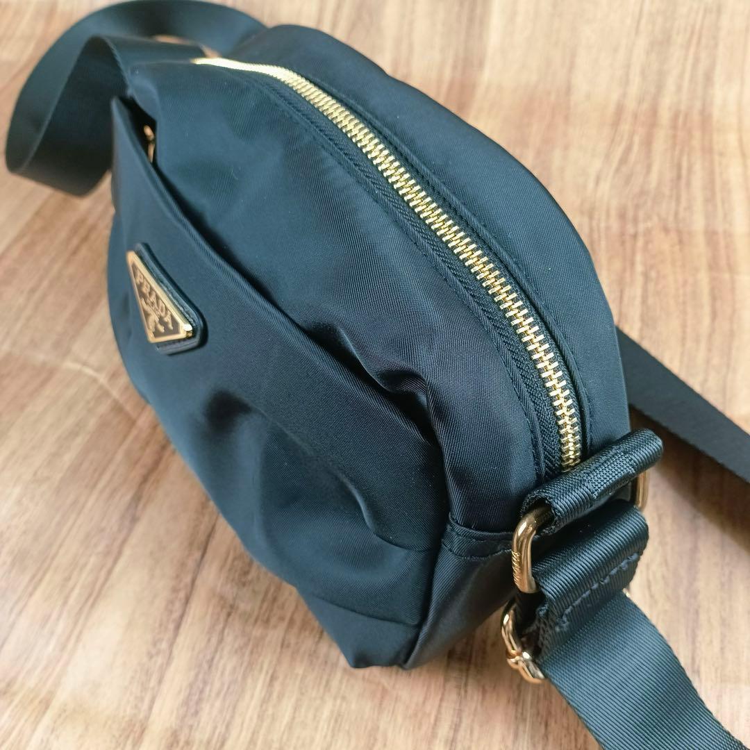 PRADA ノベルティ ブラック ショルダーバック ナイロン prd6