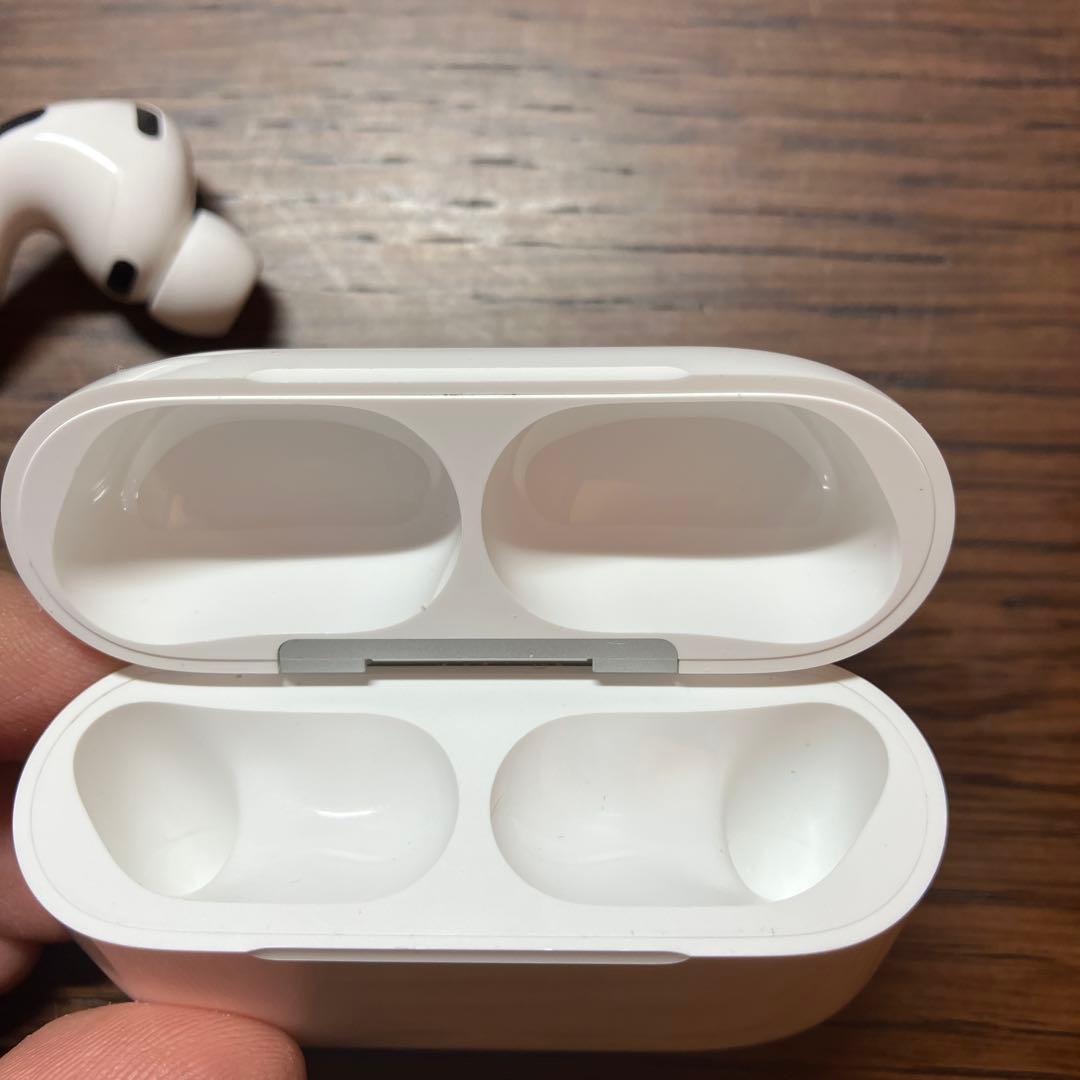 AirPods Pro 第3世代　(付属品あり)