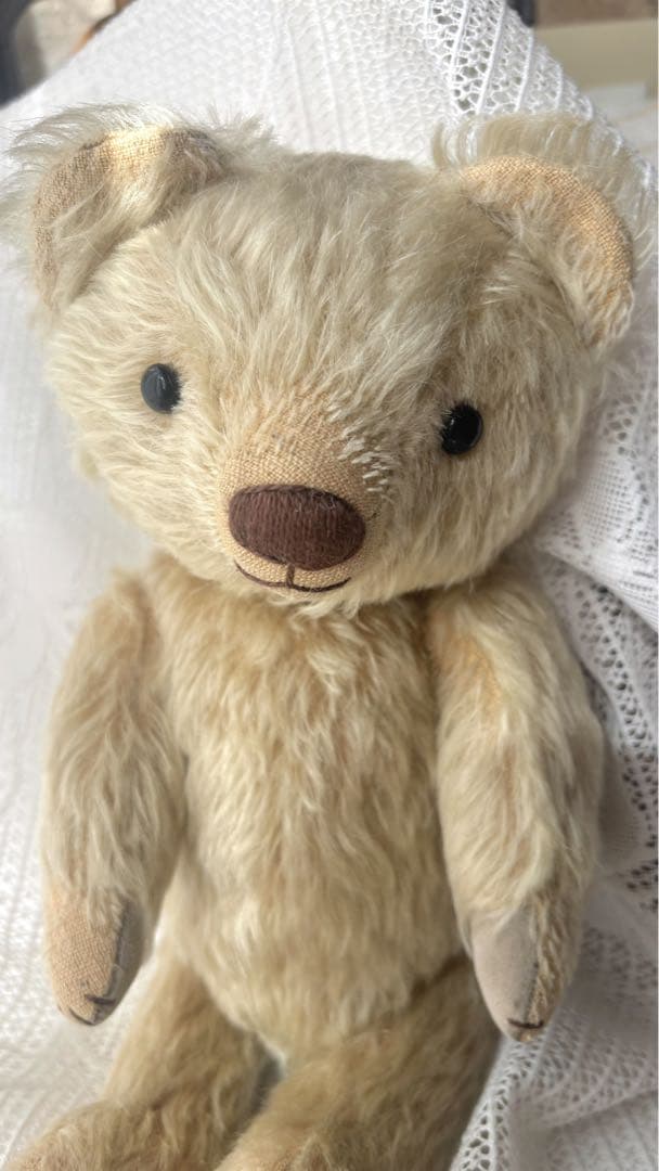 ハンドメイドベア・イギリス天然モヘア・全長30cm ・マフラー付き