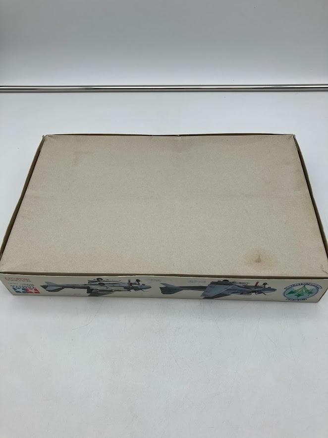 グラマン A-6E Intruder プラモデル