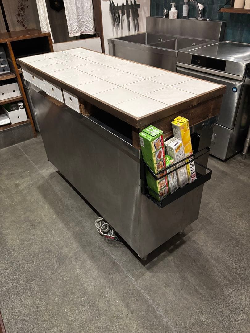 調理台　キッチンカウンター　既製品に自作　ステンレス製　高さ90cm