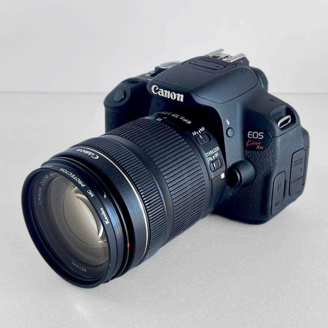 EOS Kiss X6i 18-135mmレンズキット ＋ バッテリーパックx3