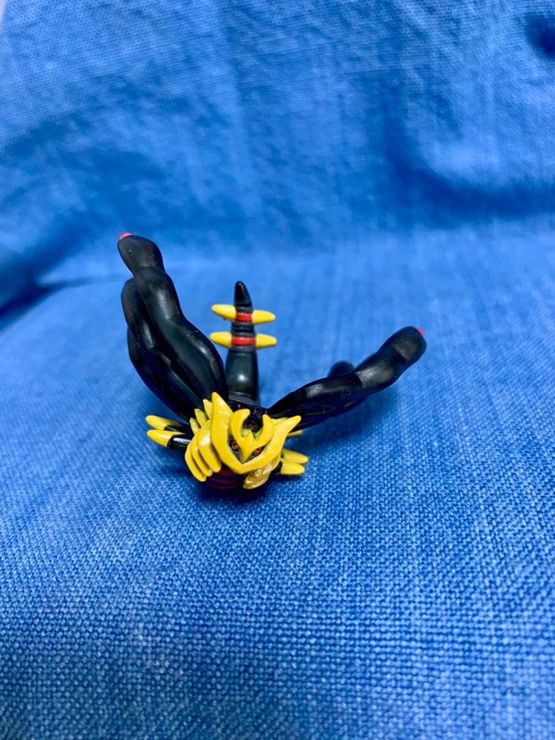 モンコレ　レア ポケモン　ギラティナ クリア　メタリックあり　4体セット