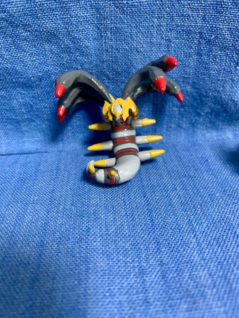 モンコレ　レア ポケモン　ギラティナ クリア　メタリックあり　4体セット