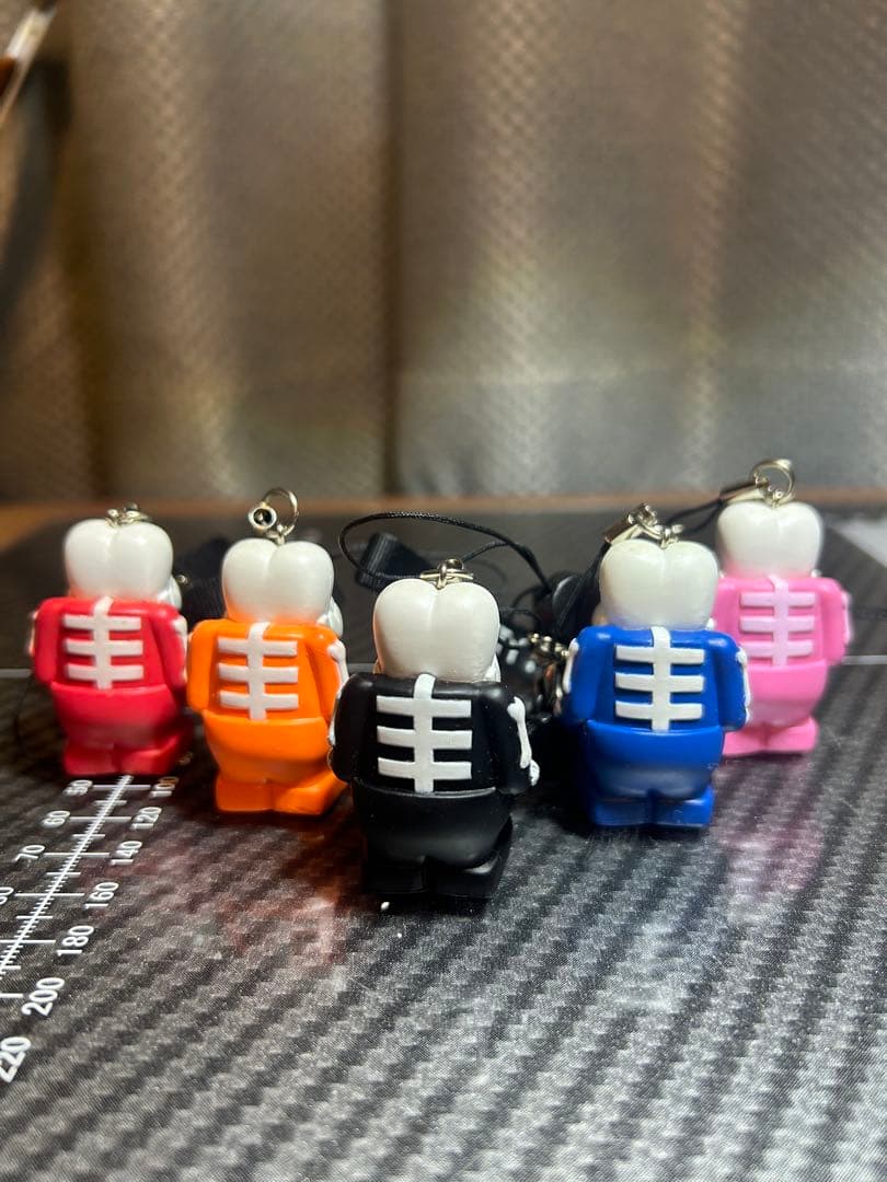 BOUNTY HUNTER スカルくん ストラップ フィギュア