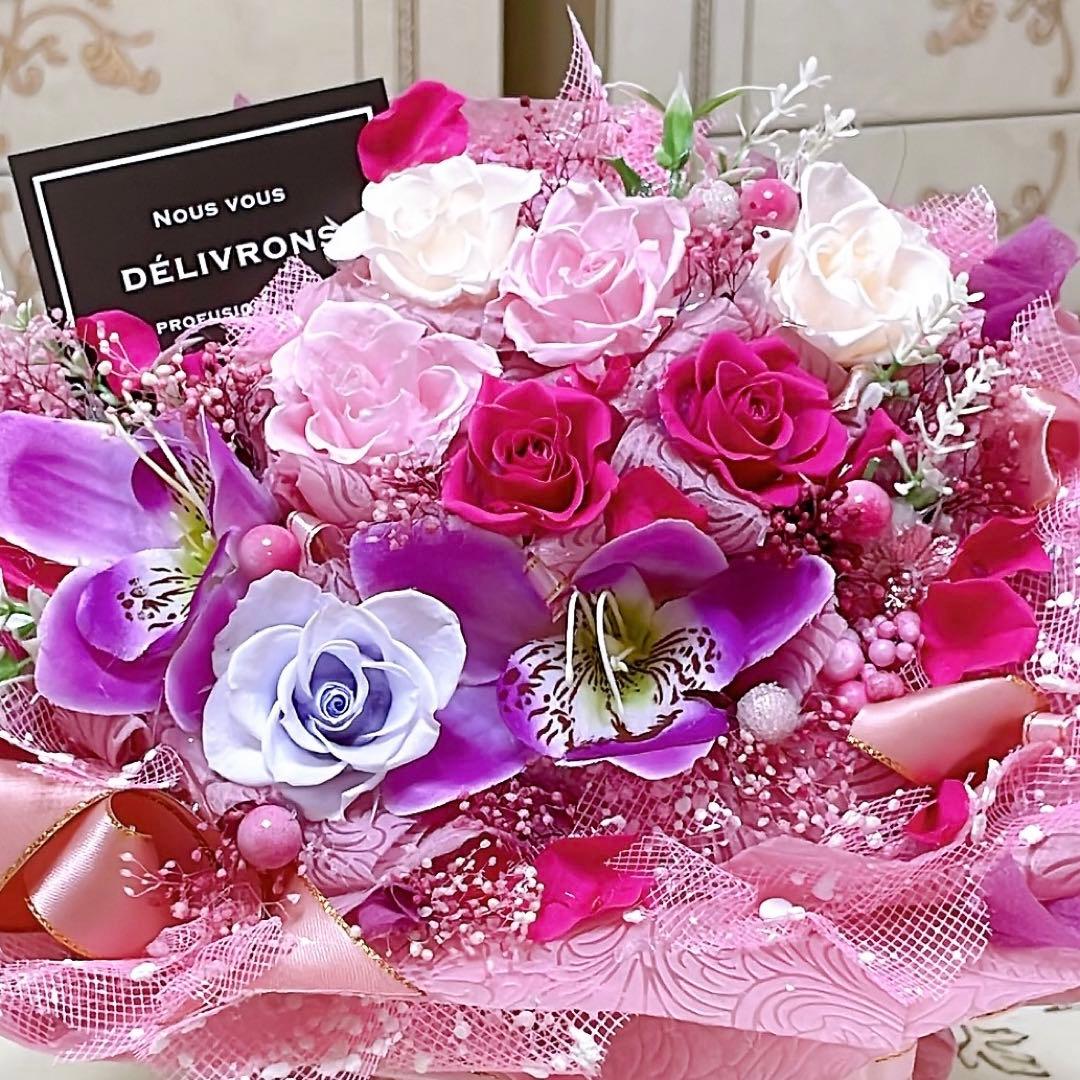 ✨大人気のミックスバラプリザーブド＆アーティフィシャル花束アレンジ✨華やかです✨