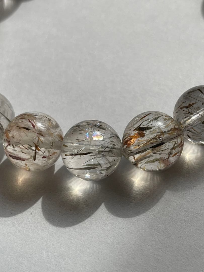 【匿名配送】 フォリエテッドマイカインクォーツ 水晶 ルチル 雲母 11㎜玉