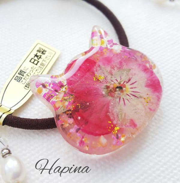 春ピンク猫ちゃんレジンヘアゴム ポニーフック変更可能。