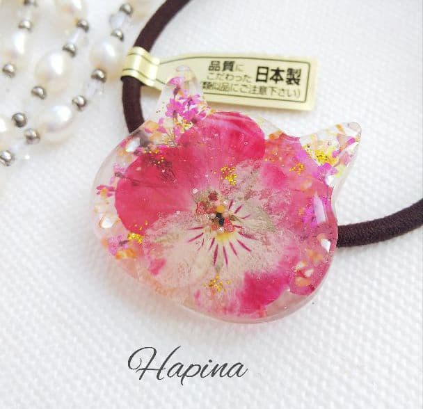 春ピンク猫ちゃんレジンヘアゴム ポニーフック変更可能。