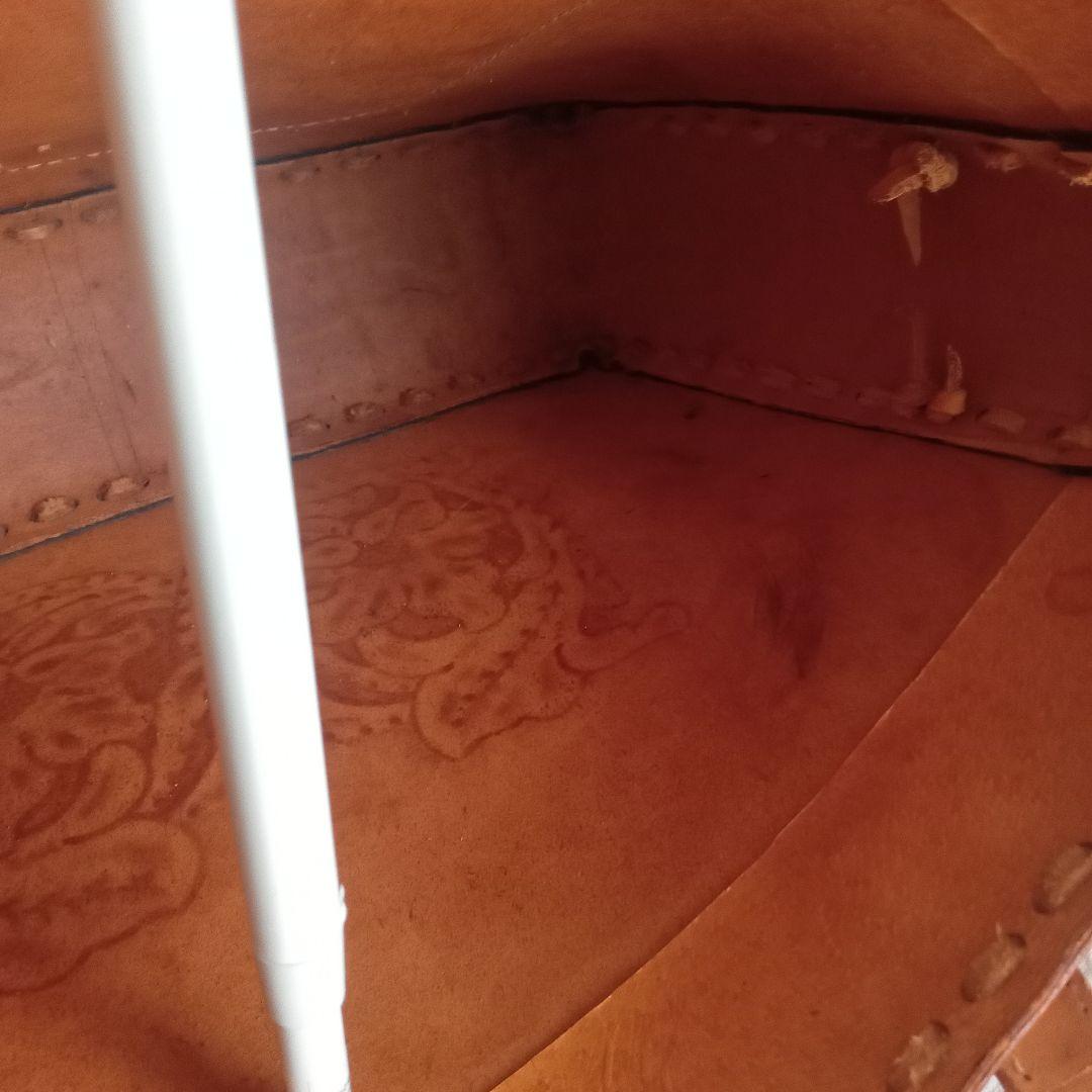 ハンドメイド　ラティーゴ牛革バッグ