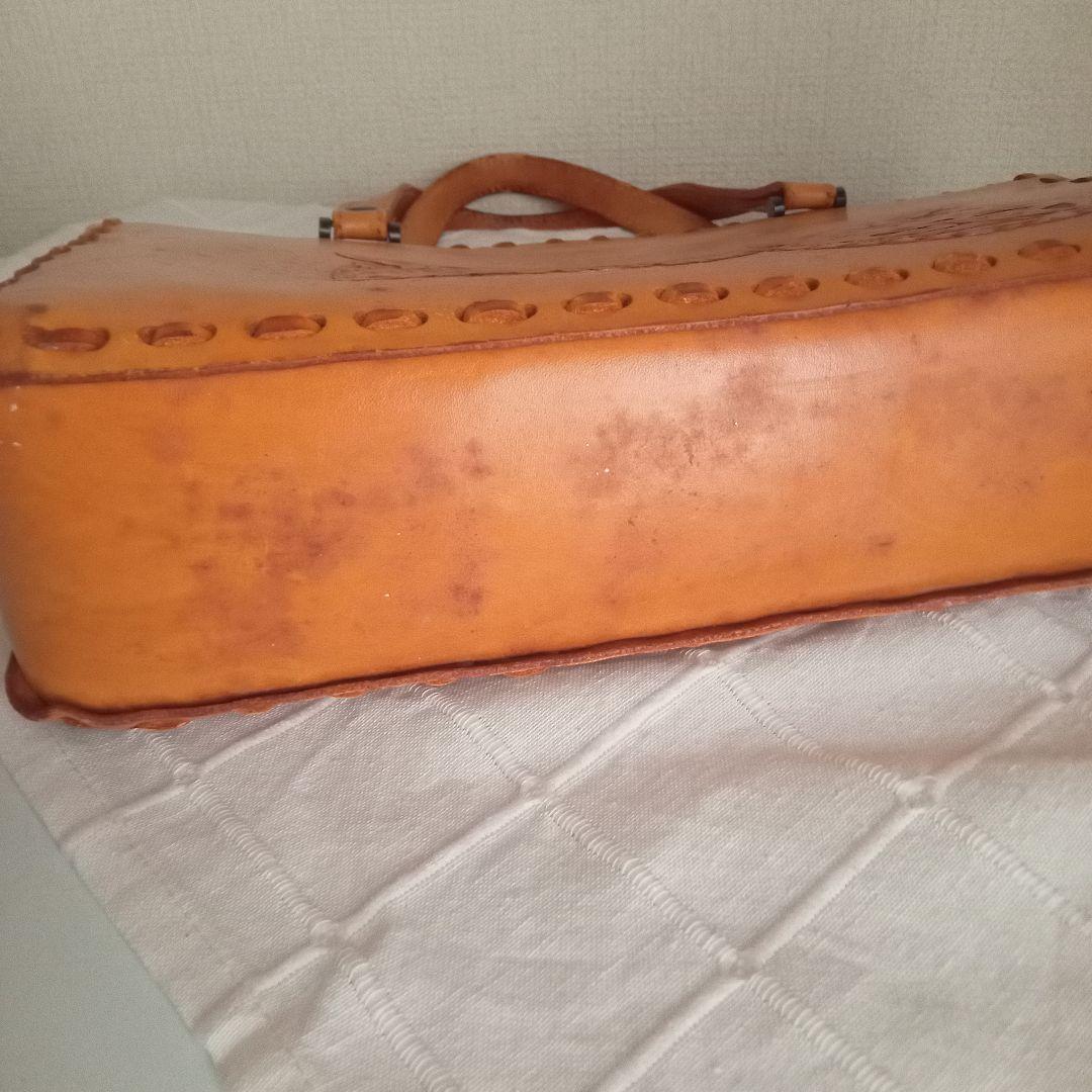 ハンドメイド　ラティーゴ牛革バッグ