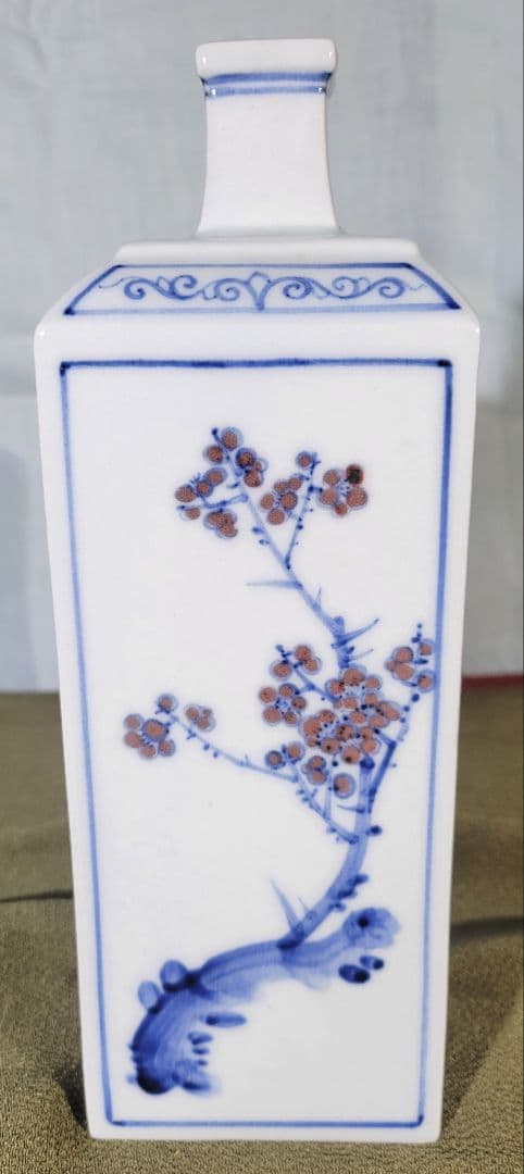 韓国人間国宝『安東五』角花瓶　４面図変わり　共箱、共布、略歴付き