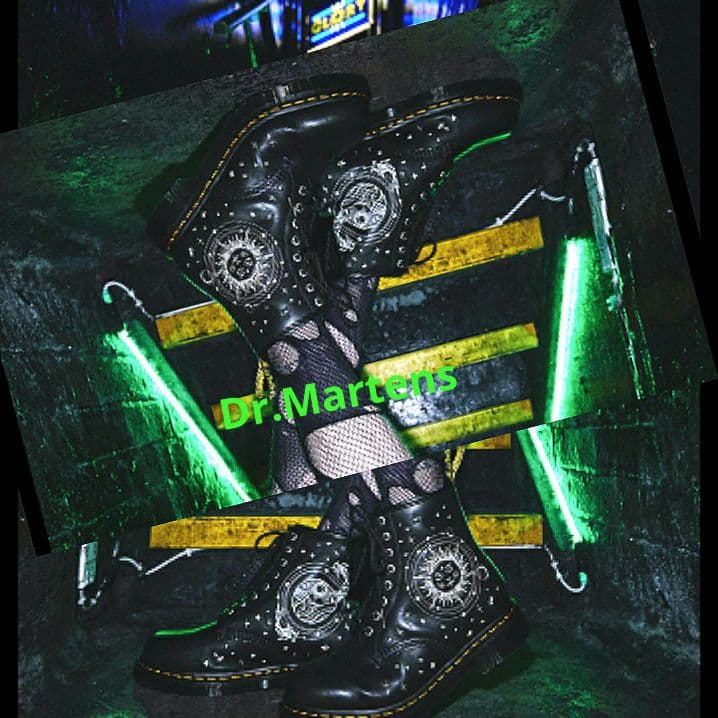 ★Dr.Martensドクター・マーチン✦コズミック★宇宙★ブラック★限定モデル