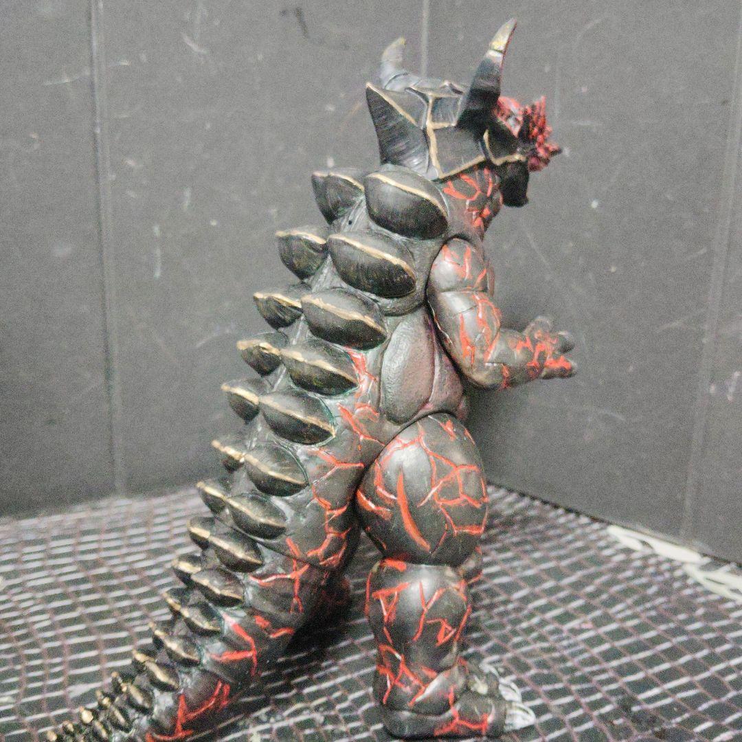 Naoウルトラ怪獣旧型ソフビカオスゴルメデ.クロスサバーガ（リアル塗装）