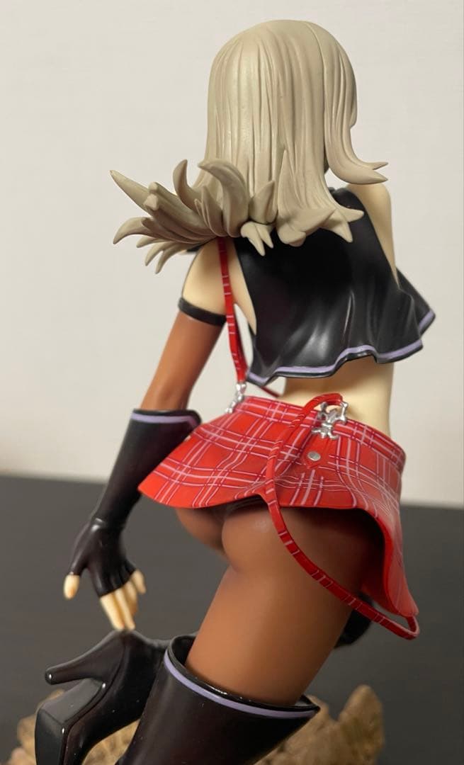 【開封品】アルファマックス　ゴッドイーターバースト　アリサフィギュア