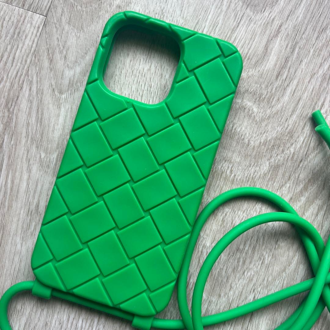 【週末セール】BOTTEGA VENETA グリーン iPhoneケース
