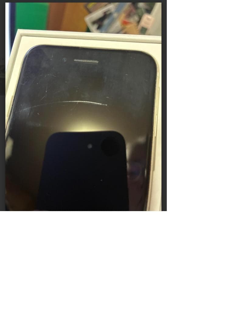 iPhoneSE3 white SIMフリー 64G 充電ケーブル２本付き