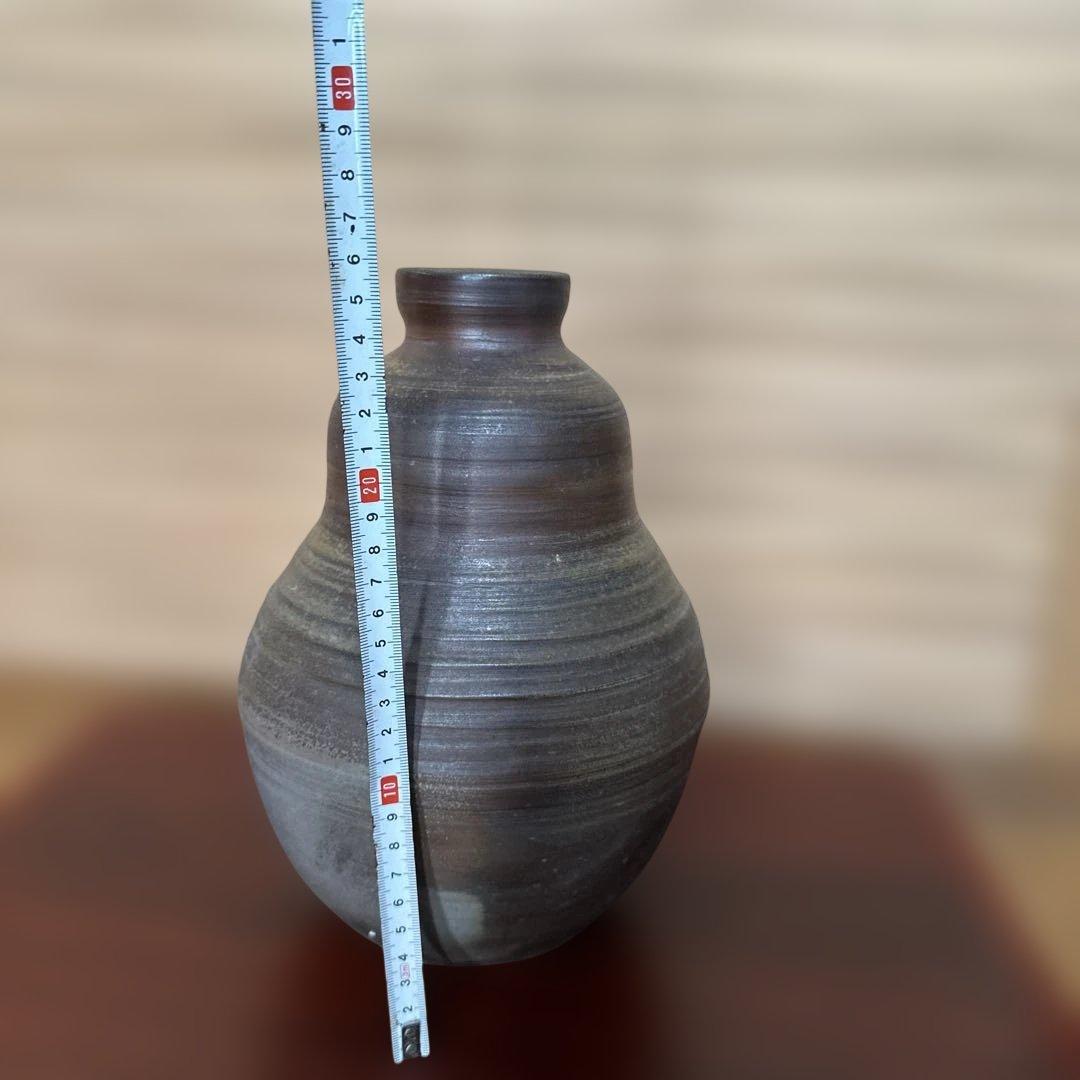 備前焼壺　小橋赤心作　高さ約26cm