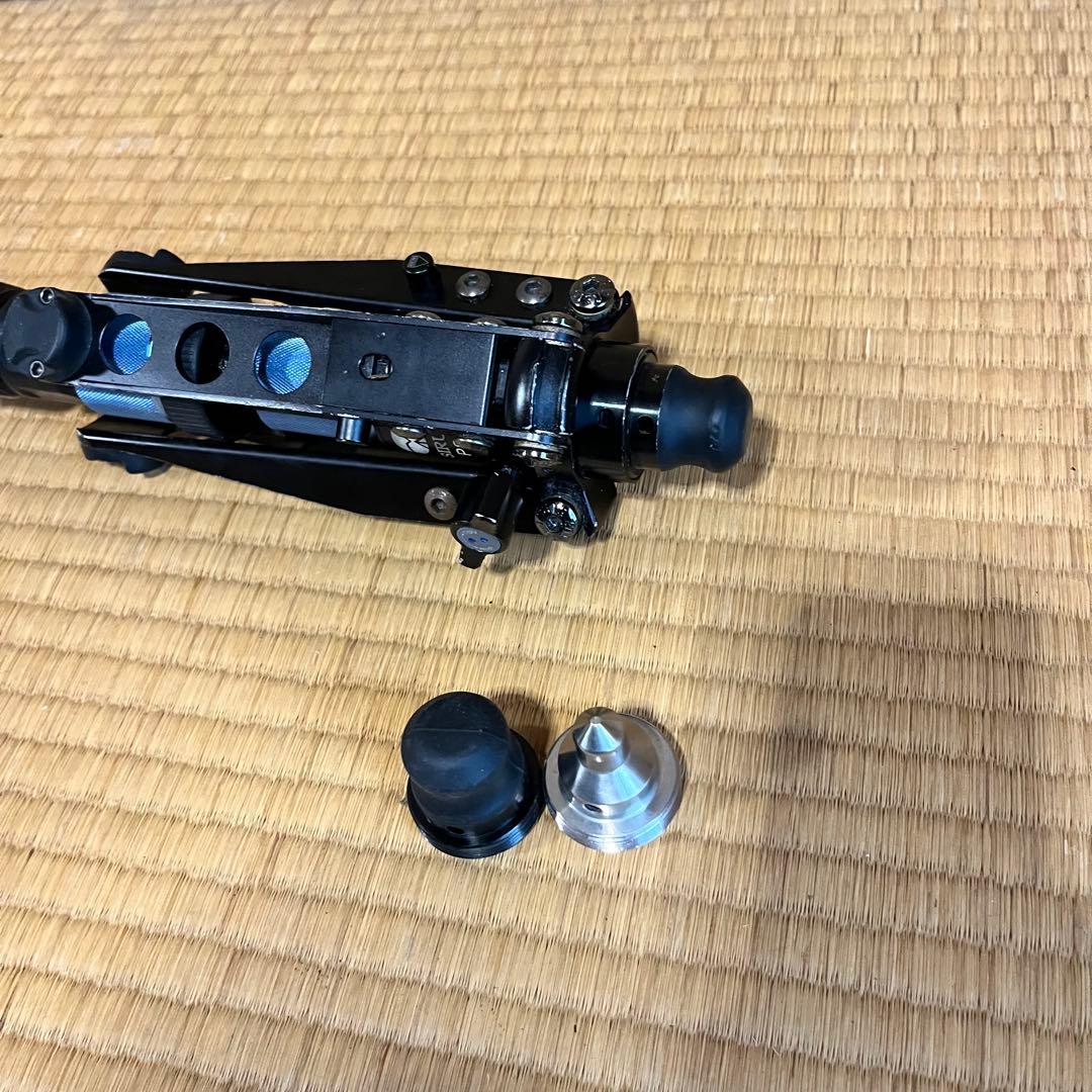 ブ*ん様 SIRUI シルイ　カーボン製　マルチファンクションビデオ一脚　P-4