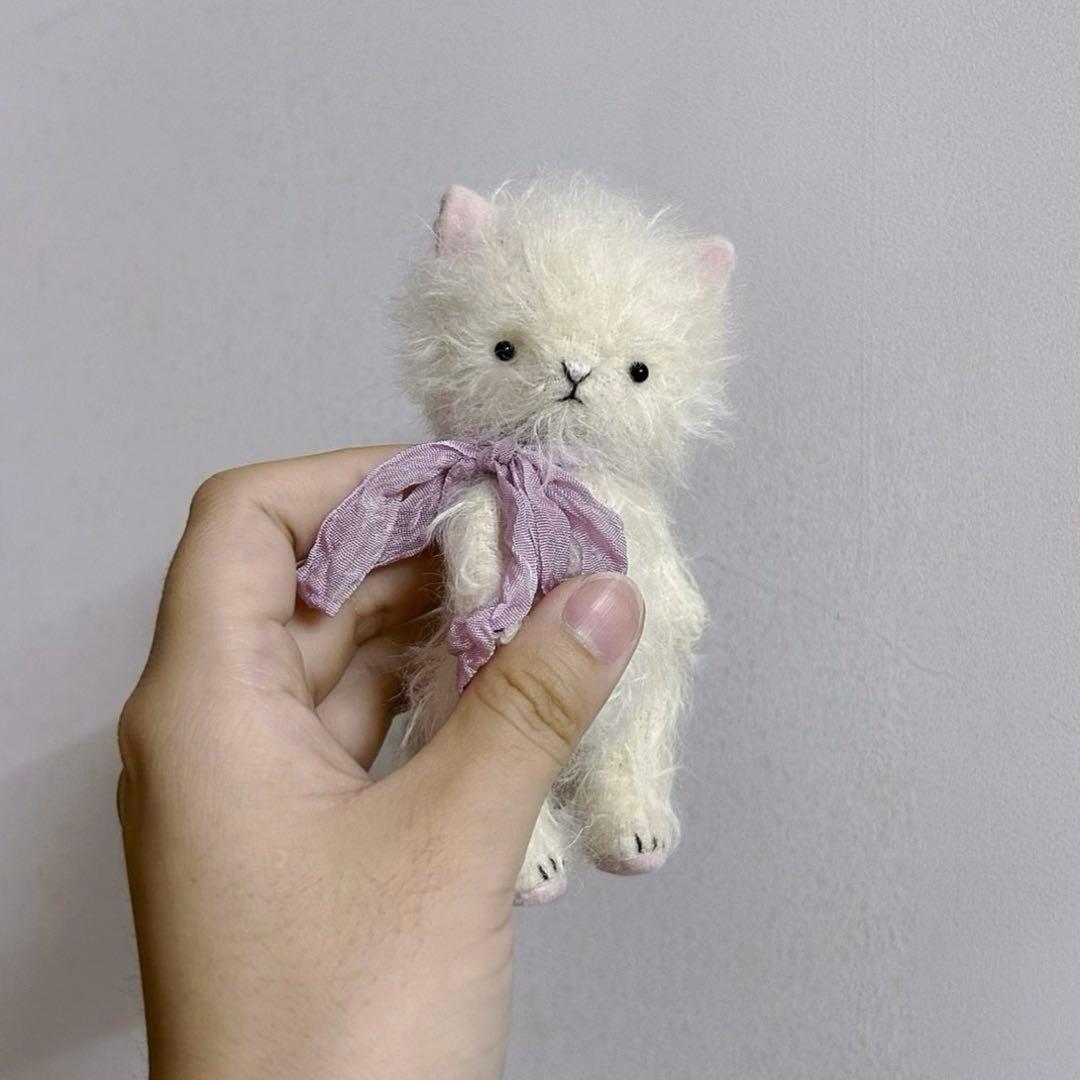 愛おしい白猫ベイビー テディベア アーティストベア ハンドメイド 海外作家様