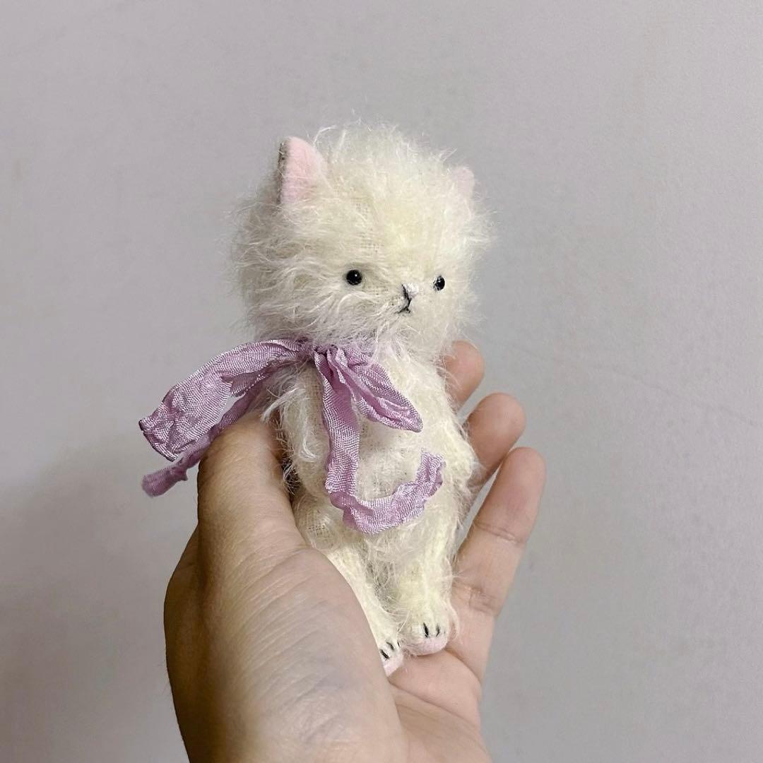 愛おしい白猫ベイビー テディベア アーティストベア ハンドメイド 海外作家様