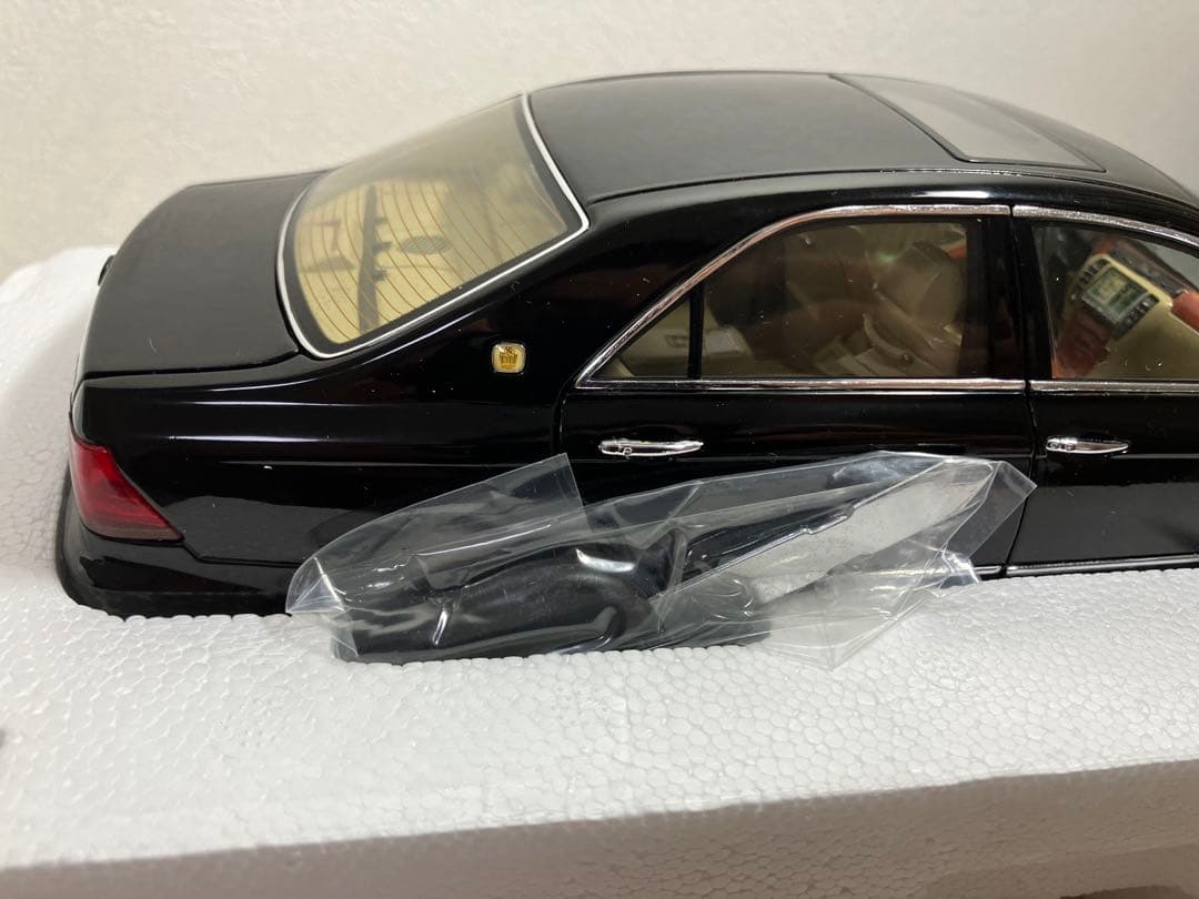 パウディモデル　1/18 トヨタクラウン　(中国仕様) ブラック