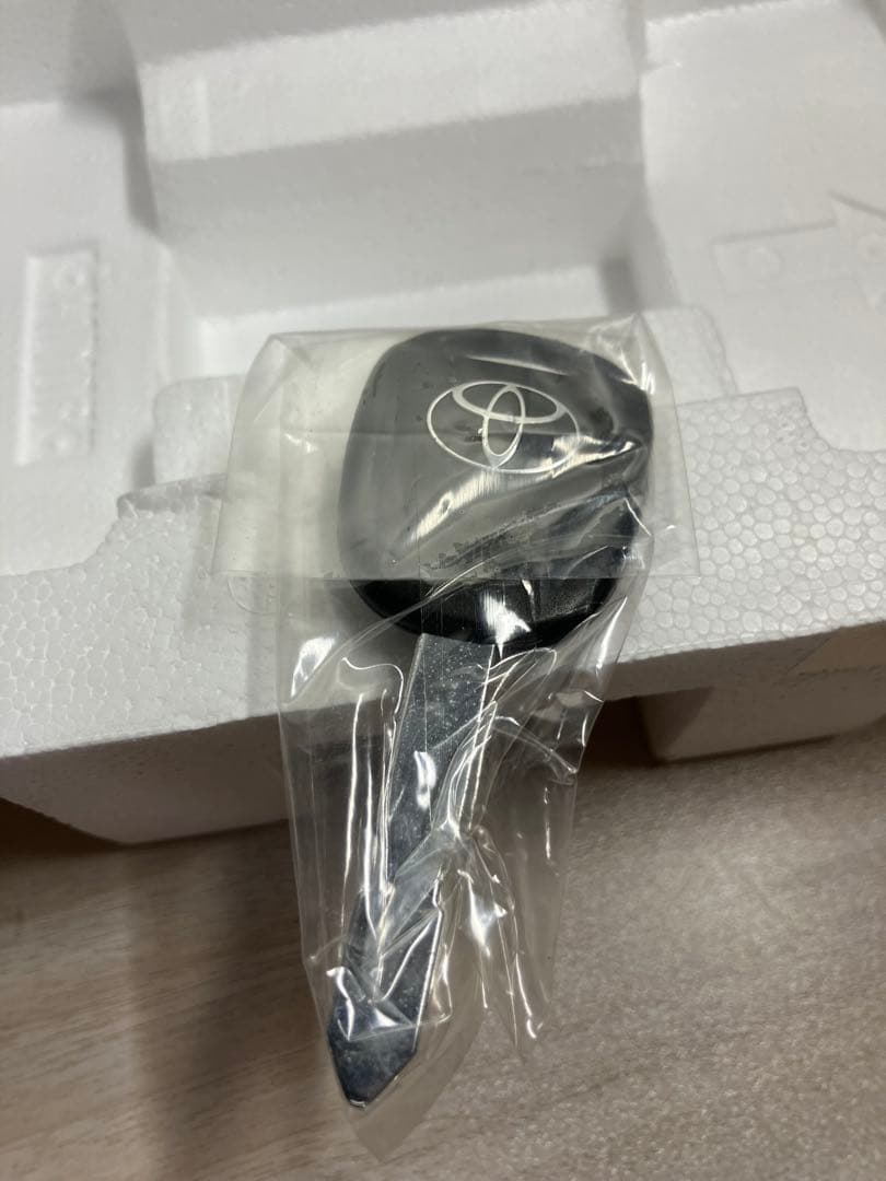 パウディモデル　1/18 トヨタクラウン　(中国仕様) ブラック