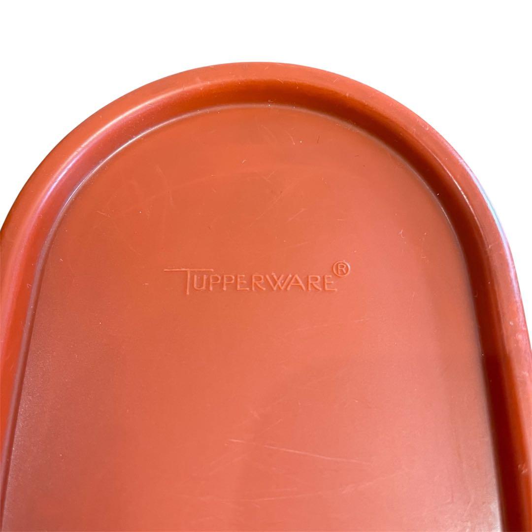 Tupperware 4つセット 大① 中③ 食品保存容器