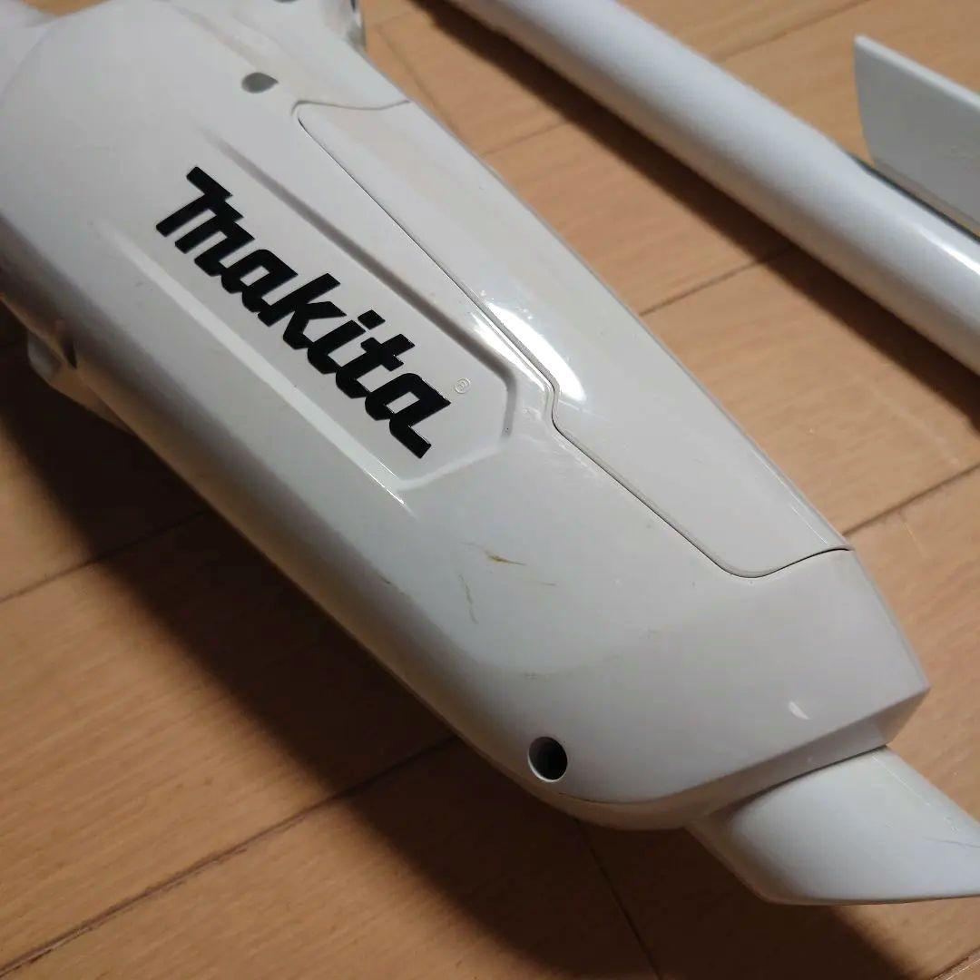 【最終価格】マキタCL107FDスティッククリーナー サイクロンアタッチメント付