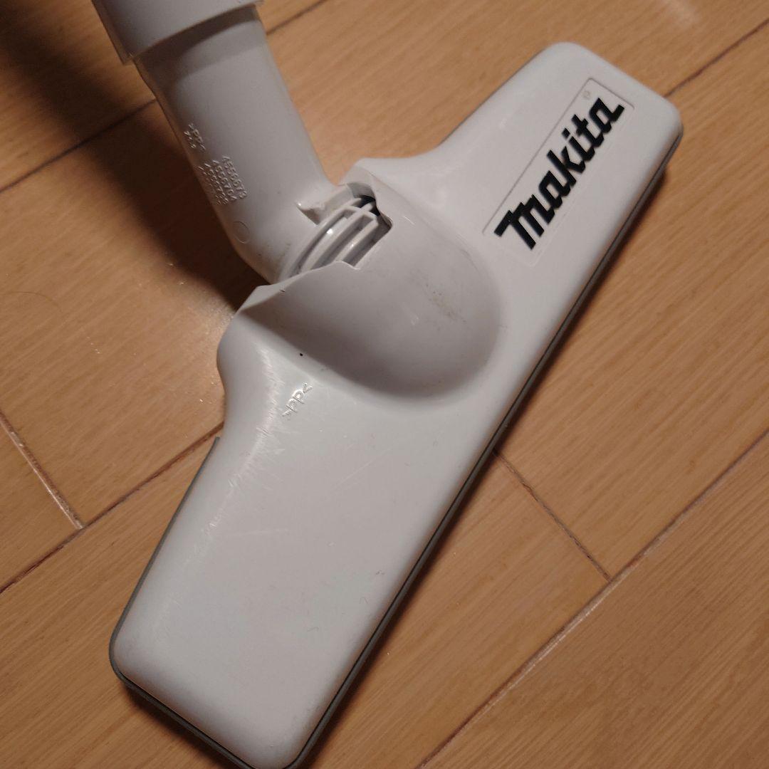【最終価格】マキタCL107FDスティッククリーナー サイクロンアタッチメント付