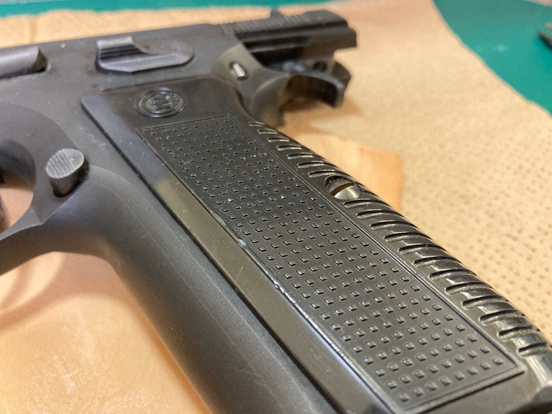 KSC Cz75 セカンドバージョン 【ガスブローバック】 ヘヴィウェイト