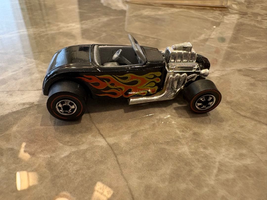 旧いホットウィール　Street Rodder redlineレッドライン