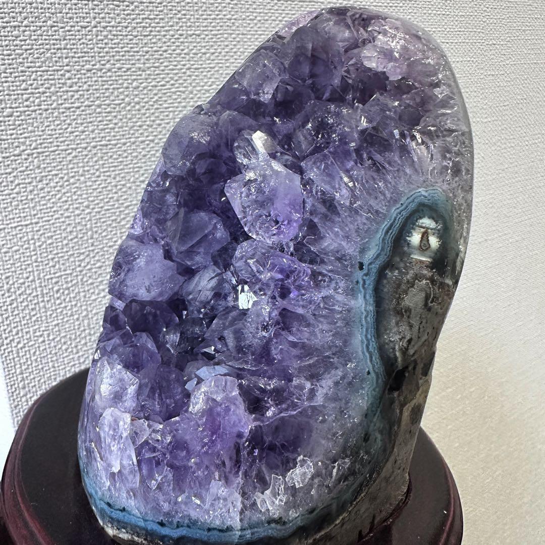 濃紫の煌めきウルグアイ産☆キラキラ☆アメジストクラスターパワーストーンA1087