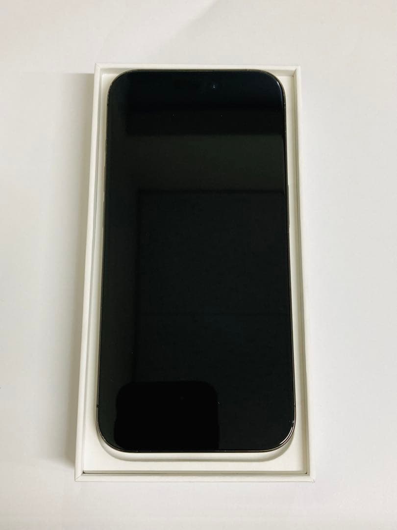 【ジャンク】iPhone 15 Pro / ブラックチタニウム / 128GB