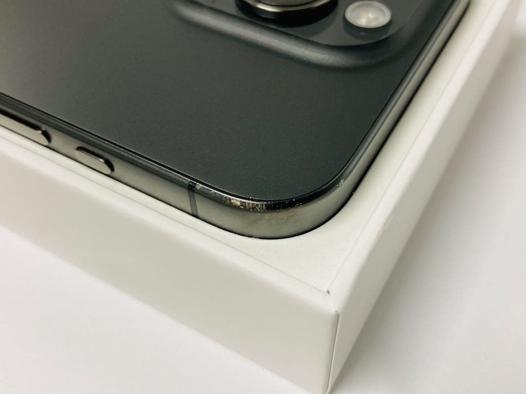 【ジャンク】iPhone 15 Pro / ブラックチタニウム / 128GB
