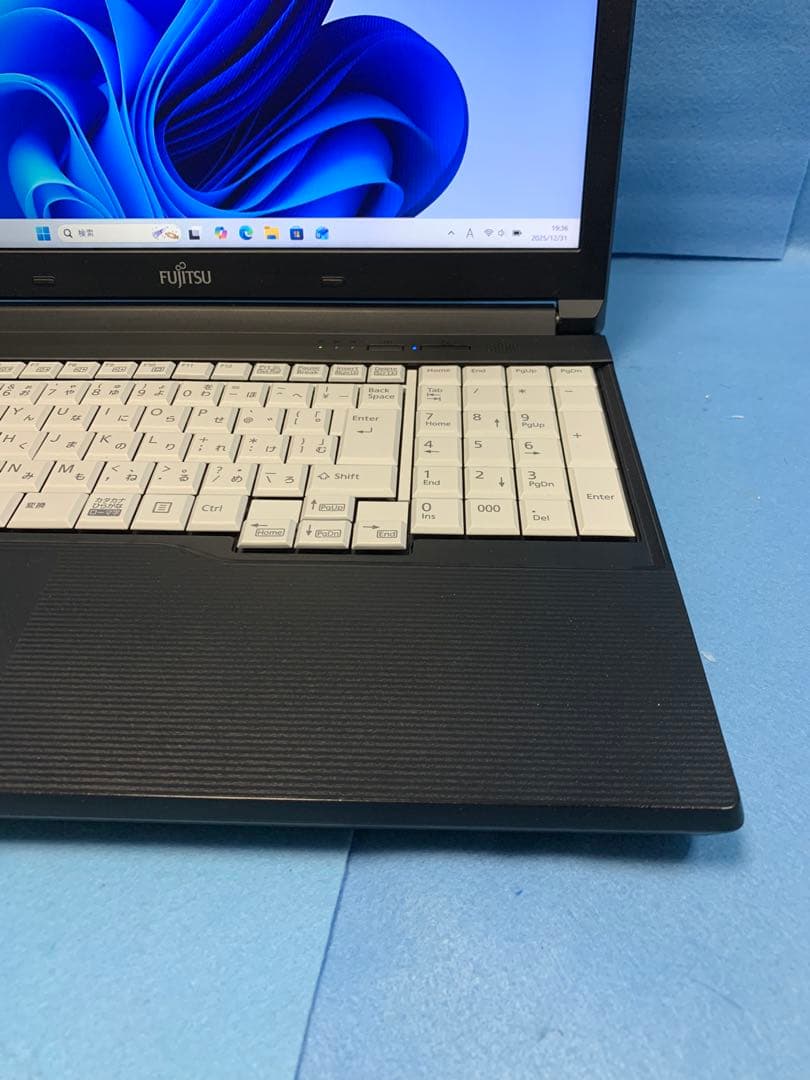 富士通/7th i5/Win11Pro/Office2021/新SSD/8GB⑰