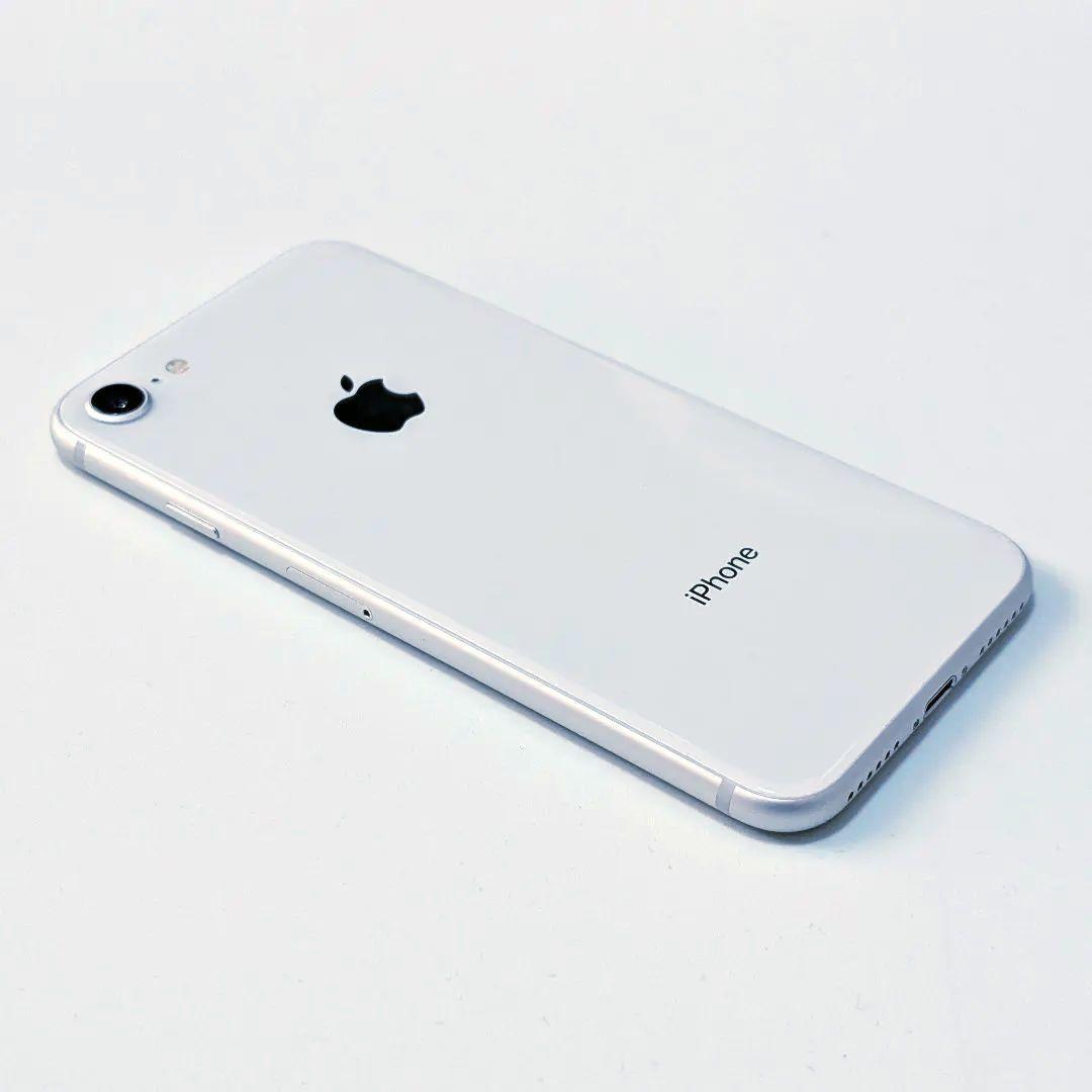 iPhone 8 64GB シルバー SIMフリー