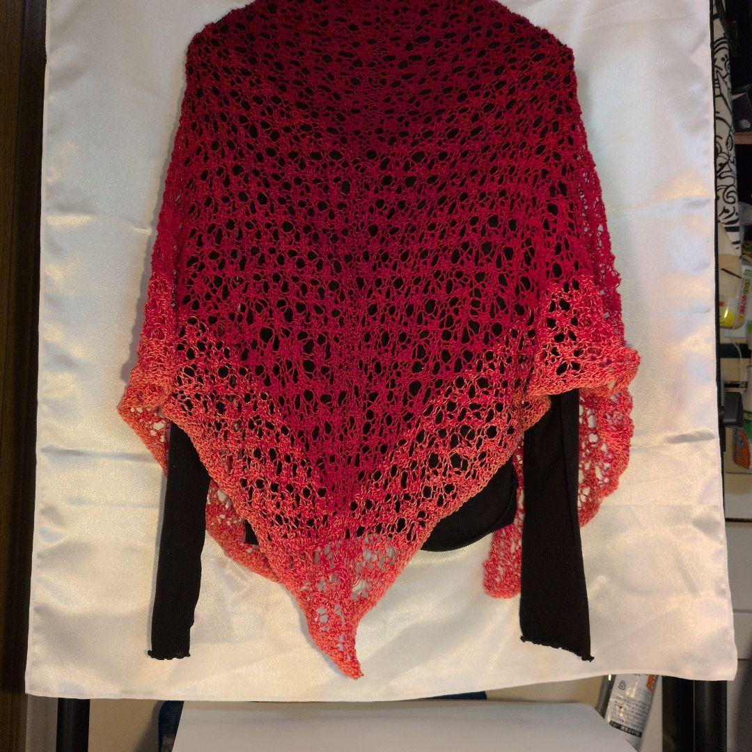 透かし編みショール｜グラデーションレッド｜ハンドメイド