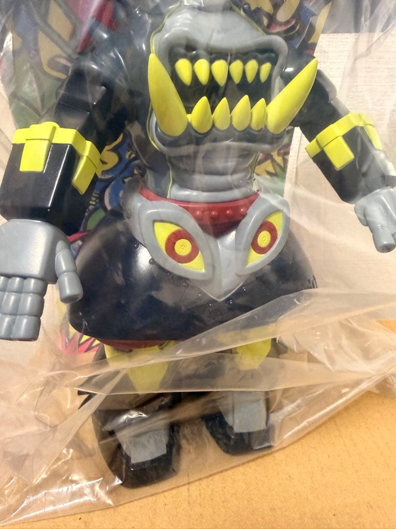 カーフキック東京　パーフェクトソクラテス　　ソフビ IZUMONSTER